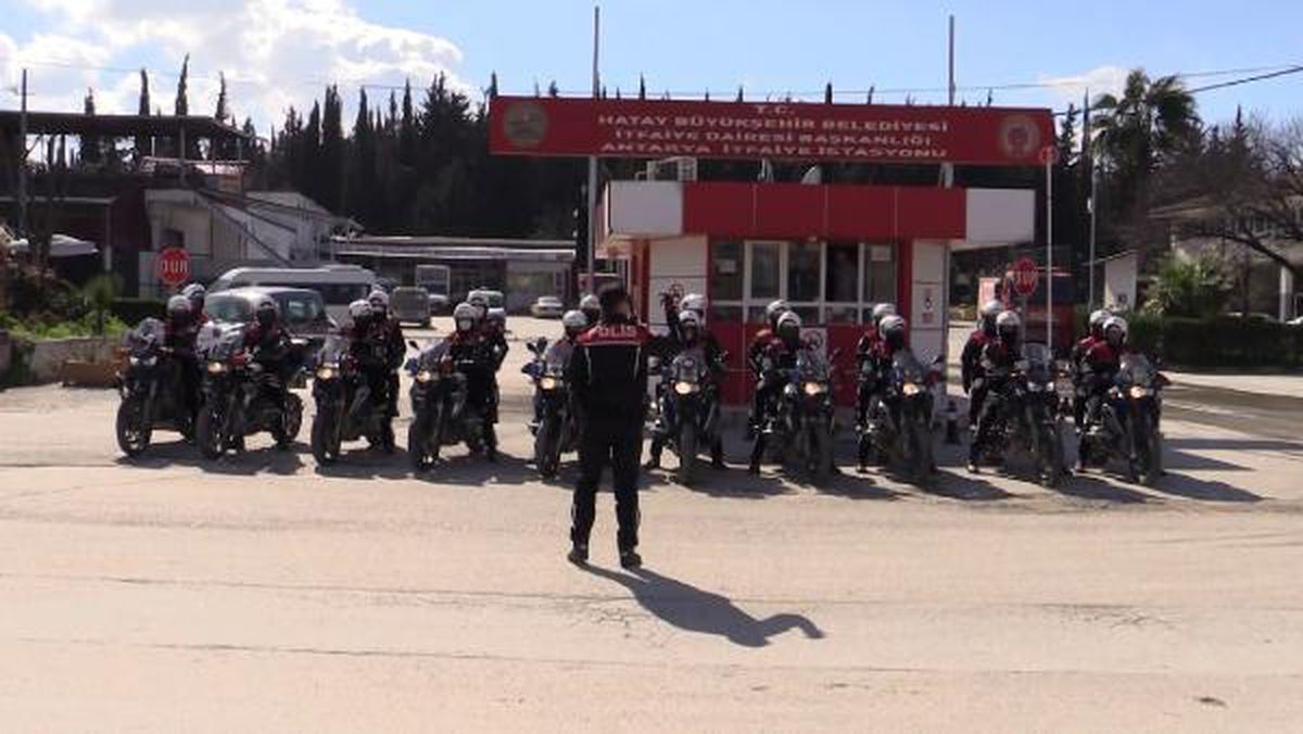 Hatay\'da polis ekiplerinden 21 noktada asayiş ve trafik denetimi