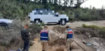 Son dakika haber: Kaçak kazı yapan 4 kişi, suçüstü yakalandı