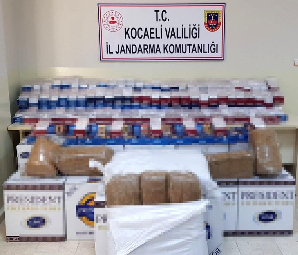 Kocaeli\'de 52 bin 200 adet makaron ele geçirildi