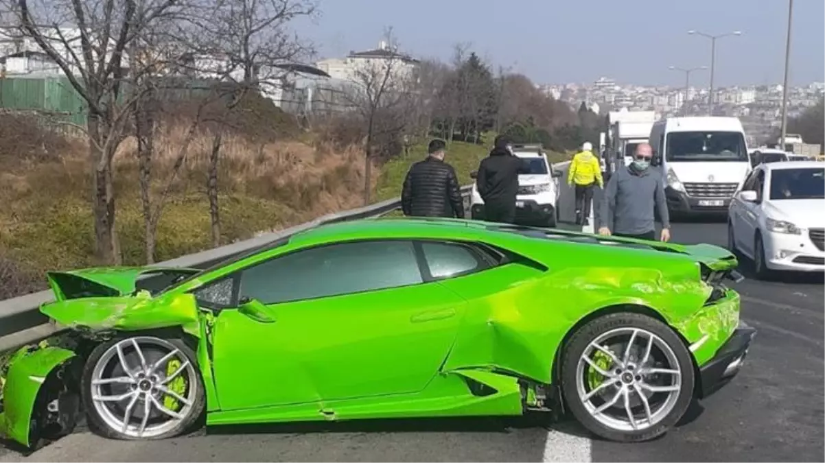 Lamborghini ile drift atan sürücü kaza yaptı! O anlar kamerada