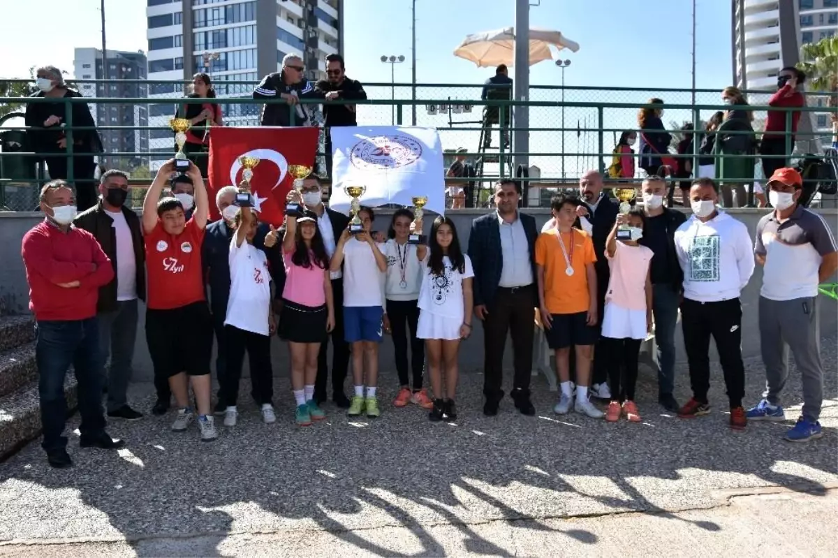 12-14 yaş tenis il birinciliği sona erdi