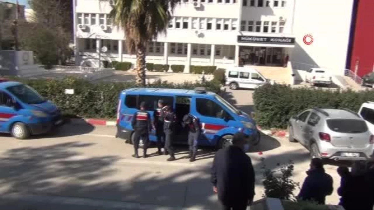 Adana\'da silah kaçakçılığı ve nitelikli dolandırıcılık operasyonu: 4 tutuklama