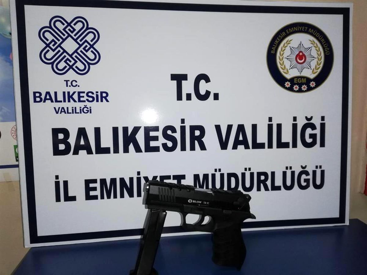Son dakika haberi | Balıkesir\'de aranan 14 aranan şahıs yakalandı