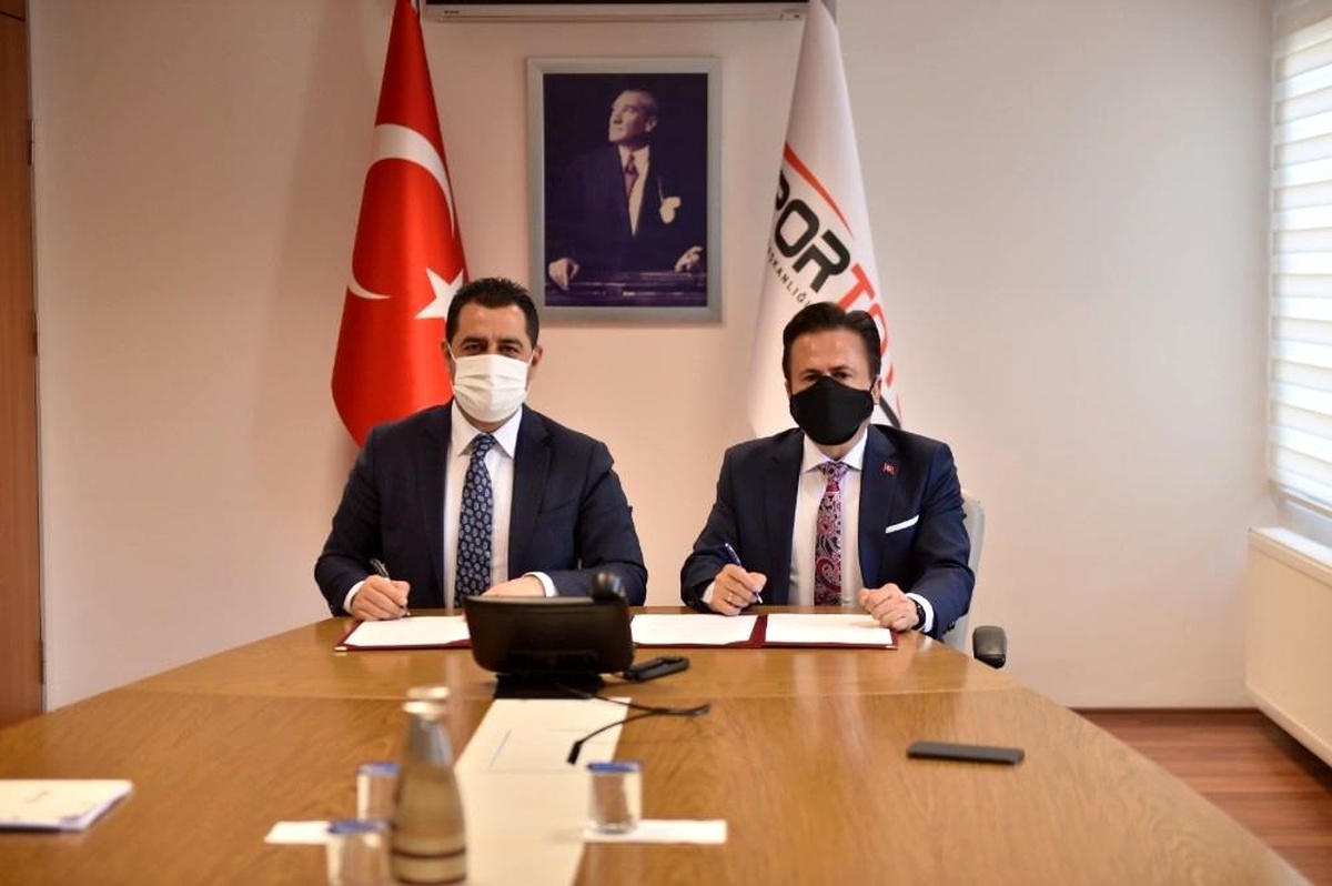 Başkan Yazıcı\'dan Tuzla\'ya stadyum müjdesi