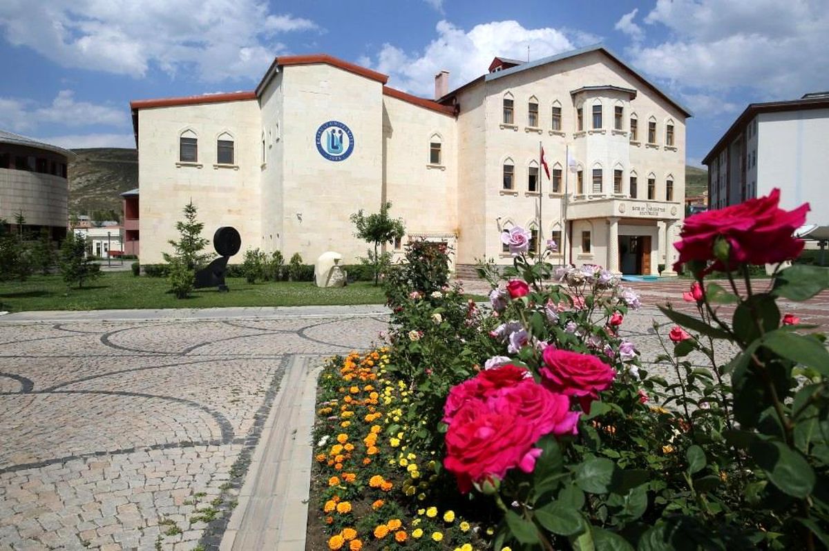 Bayburt Üniversitesinde bir araştırma merkezi daha kuruldu