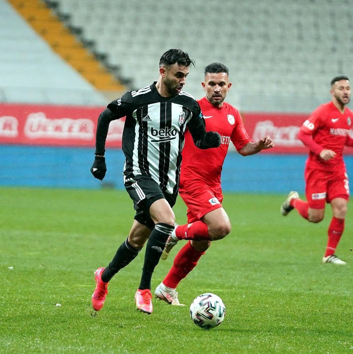 Beşiktaş, 4 maç sonra gol yedi