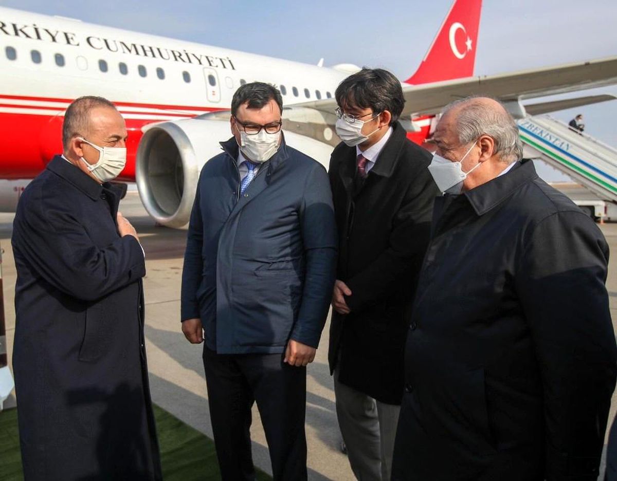 Dışişleri Bakanı Çavuşoğlu, Özbekistan\'da