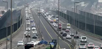 İstanbul'da kısıtlamasız ilk Cumartesi'de trafik yoğunluğu arttı