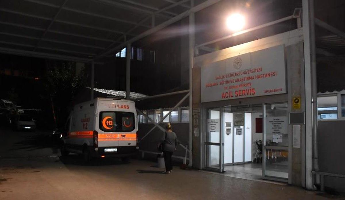 İzmir\'de oğul dehşeti: Babasını defalarca bıçakladı