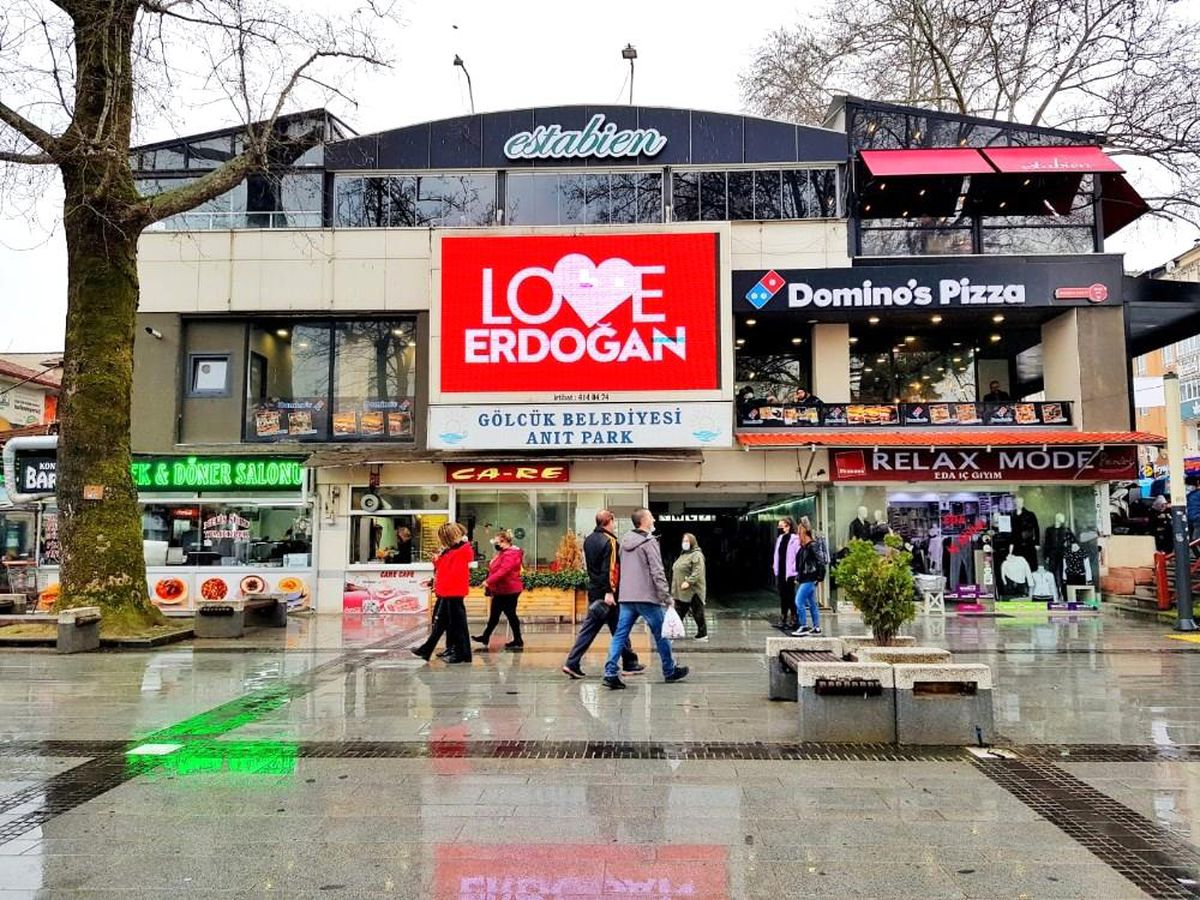Donanmanın merkezinden "Love Erdoğan" desteği