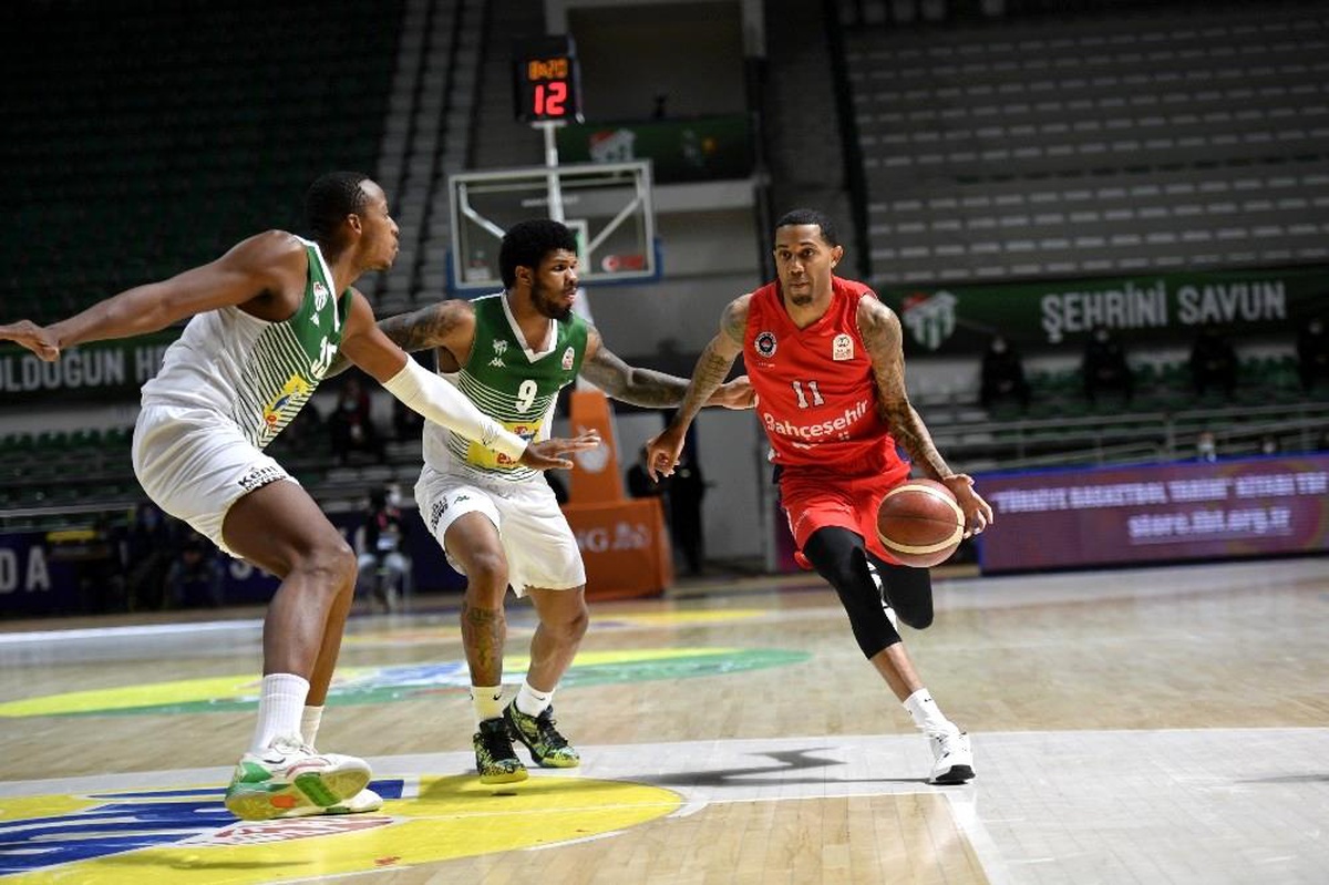 ING Basketbol Süper Ligi: F.E Bursaspor: 67 - Bahçeşehir Koleji: 64