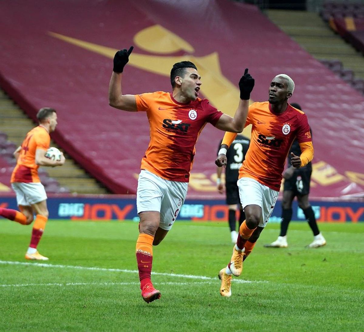 Süper Lig: Galatasaray: 1 Sivasspor: 1 (Maç devam ediyor)