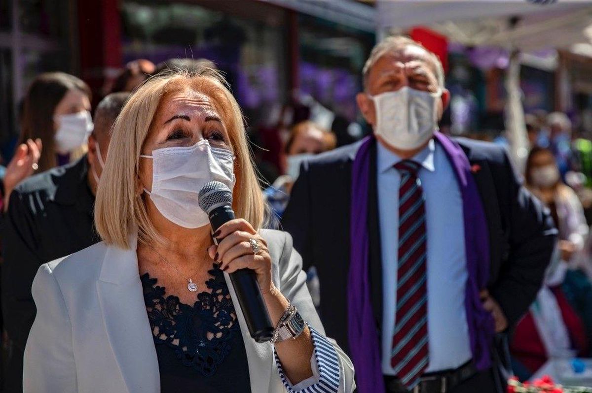 Akay\'dan "Kadına yönelik şiddet son bulsun" çağrısı