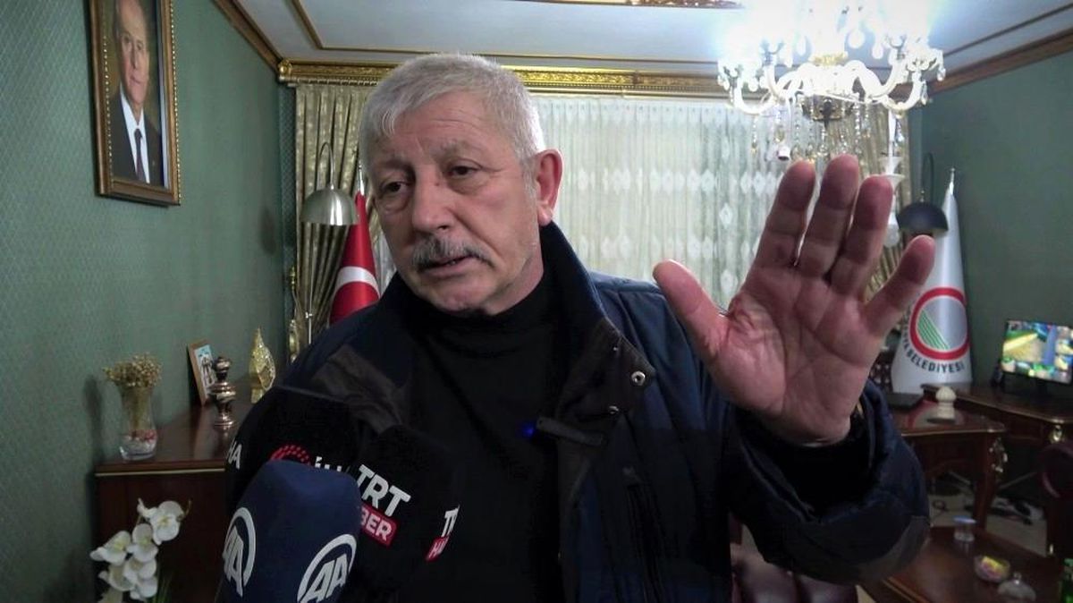 Amasya Belediye Başkanı Sarı\'dan kadın personele \'8 Mart\' izni