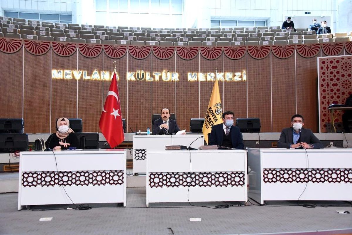 Başkan Altay "942 kadın çalışma arkadaşımızla şehrimize hizmet ediyoruz"