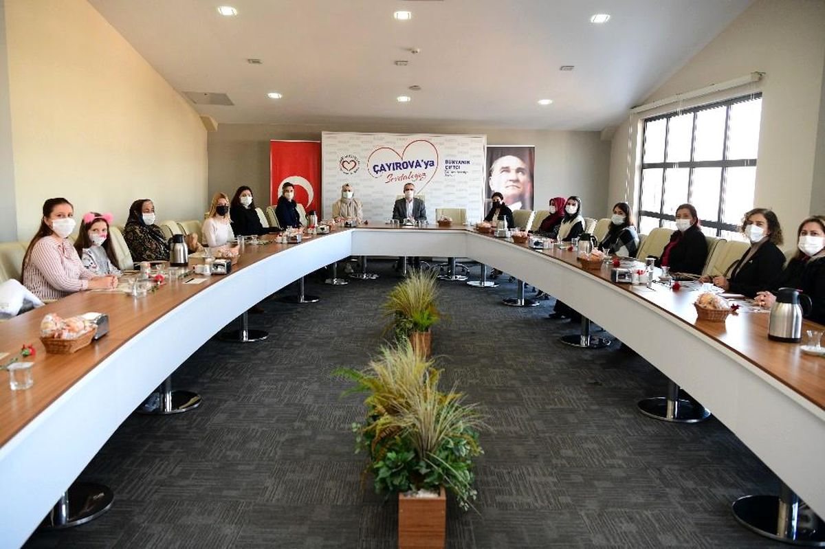 Başkan Çiftçi, kadın meclis üyelerini ağırladı