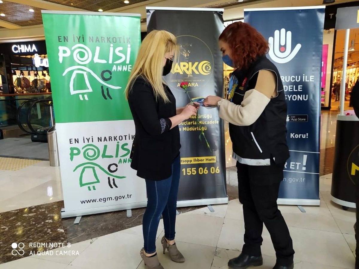 Son dakika haberi | Başkentte alışveriş merkezine \'En İyi Narkotik Polisi Anne\' standı açıldı