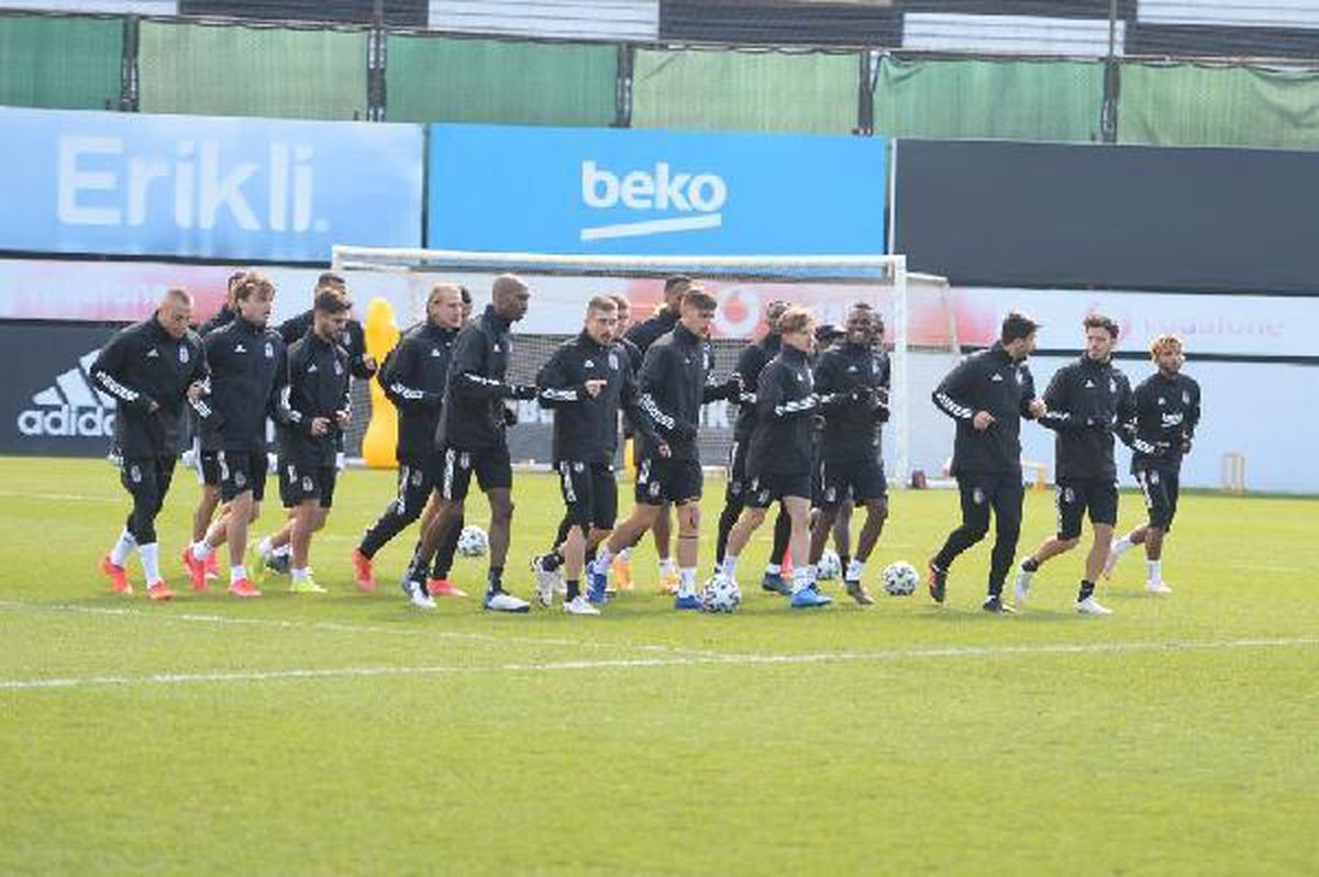Beşiktaş\'ta Başakşehir maçı hazırlıkları başladı