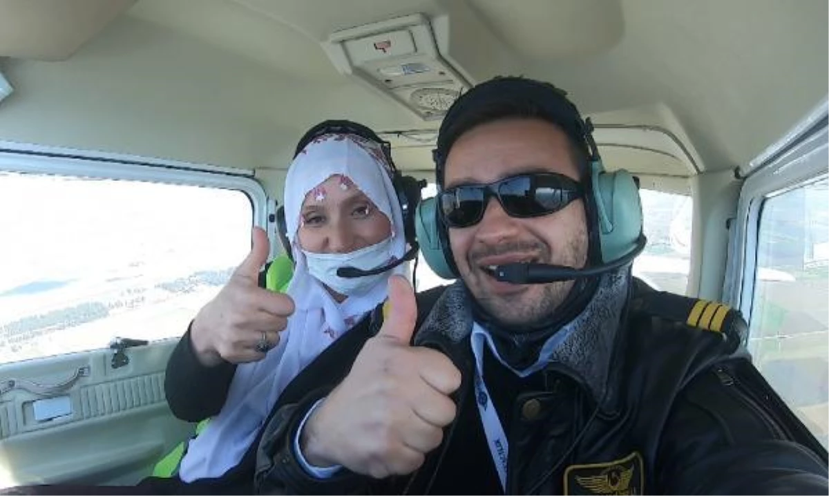 Bursa\'da 3 kadın, tek motorlu uçakla şehir turu attı