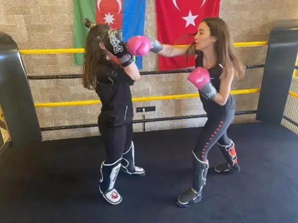 kadinlara atasehir de ucretsiz kick boks kursu