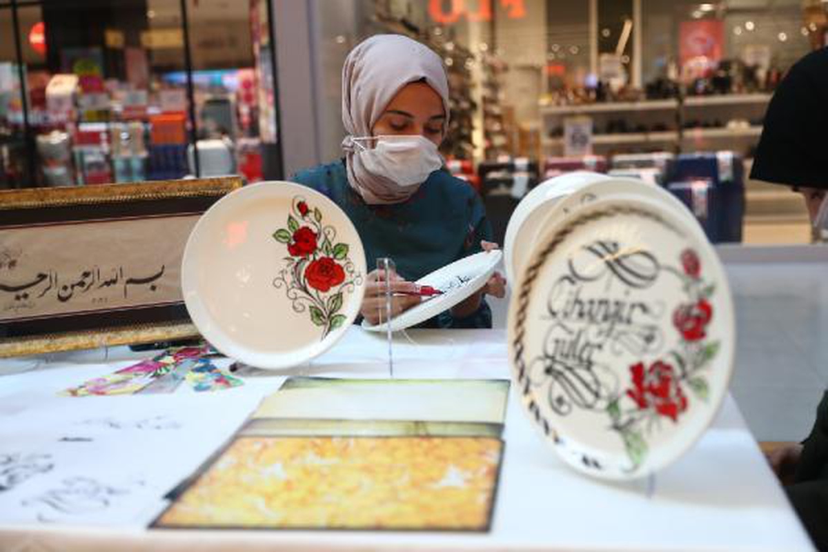 Üretken Kadınlar Standı\'na destek geldi