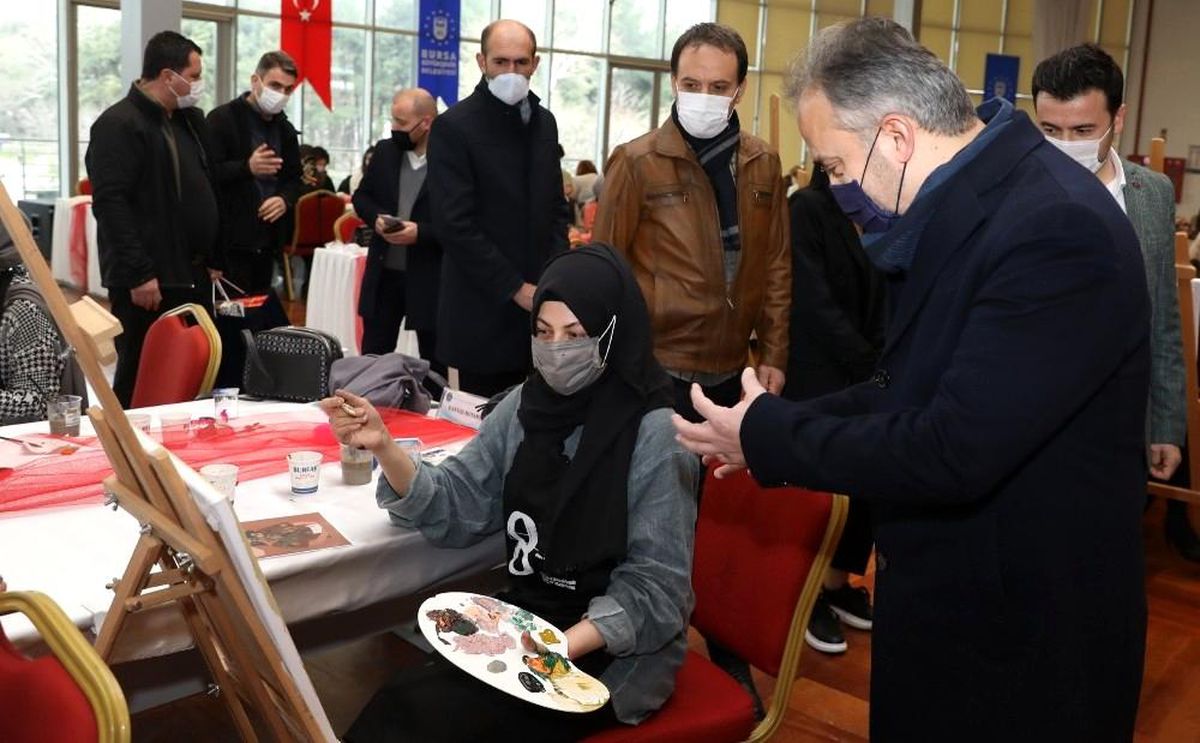 Kadınların korona ilacı nakış, makrome, resim