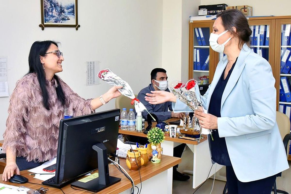 Manisa CBÜ Kadınlar Günü\'nü kutladı