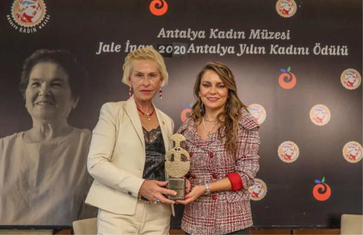 Prof. Havva İşkan Işık\'a, \'Jale İnan Yılın Kadını Ödülü\'