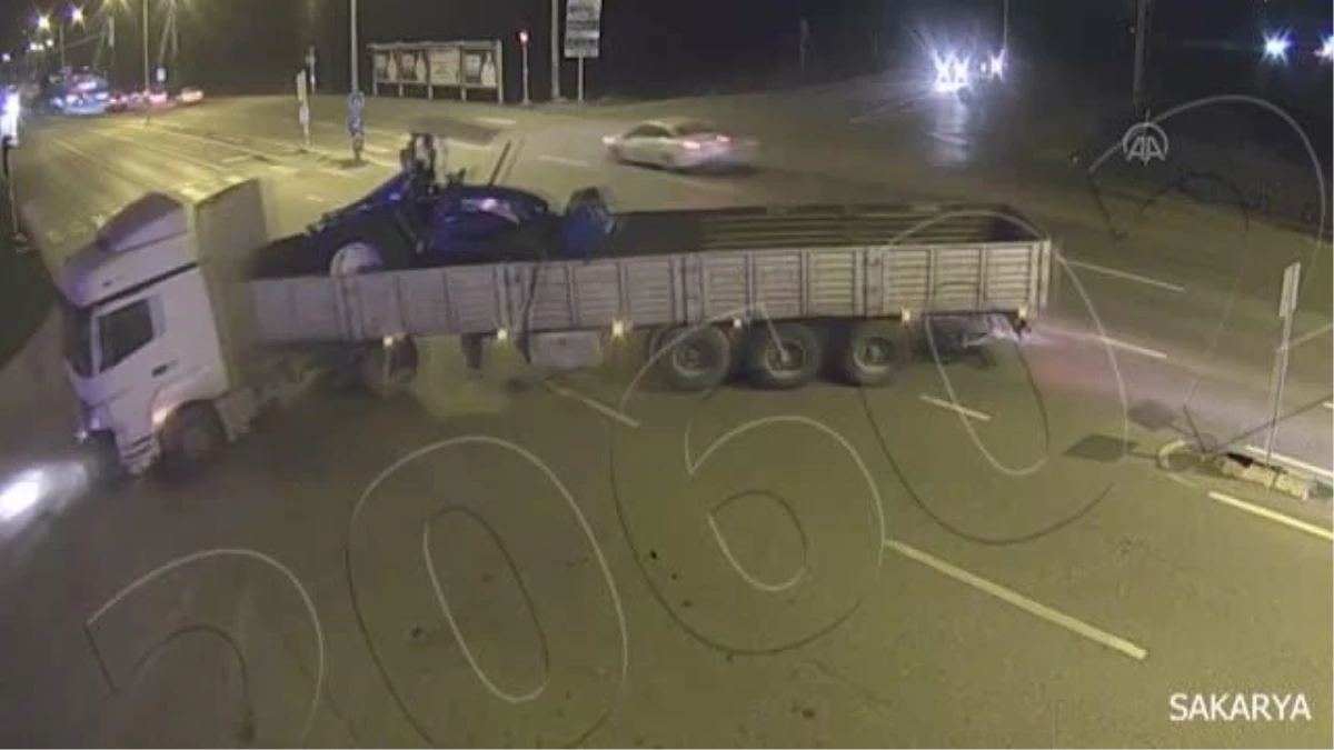 Sakarya, Bolu ve Zonguldak\'taki trafik kazaları KGYS kameralarında