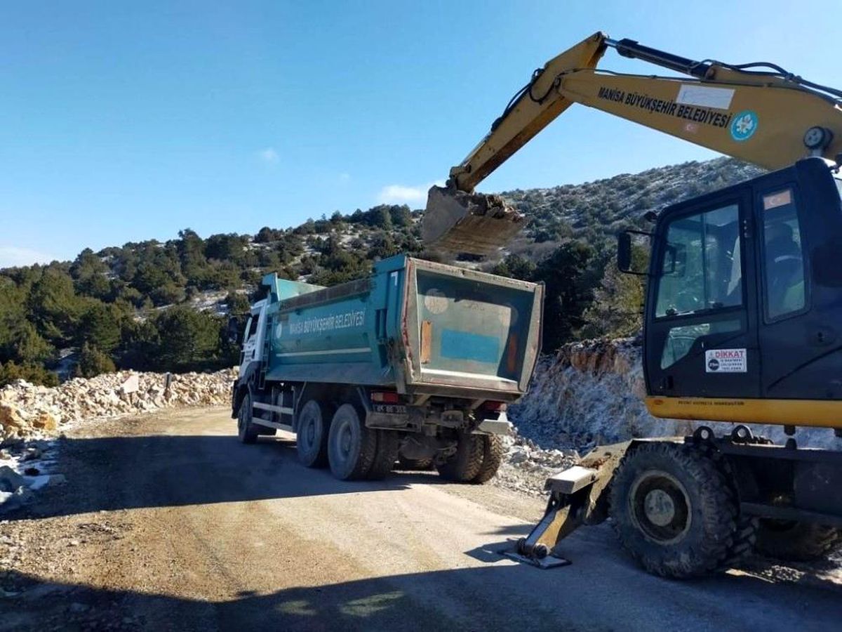 Spil Dağı\'na ulaşım daha kolay ve güvenli olacak