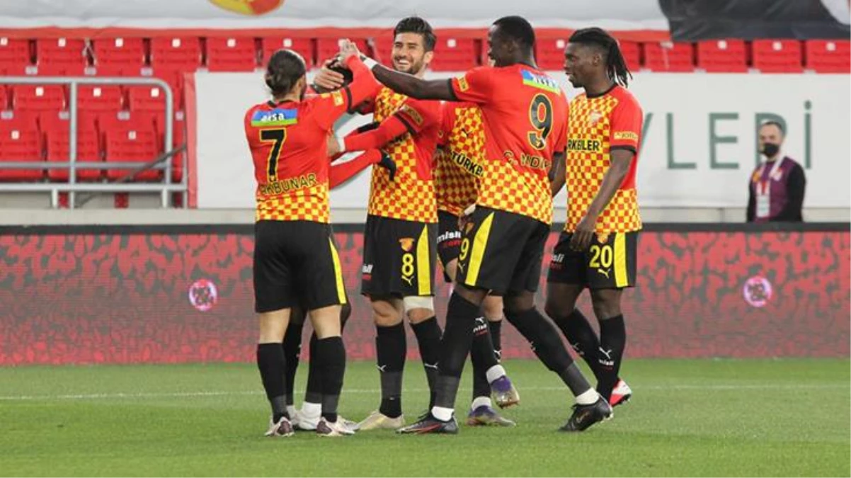 Süper Lig\'in 29. haftasında Göztepe, sahasında BB Erzurumspor\'u 3-1 mağlup etti