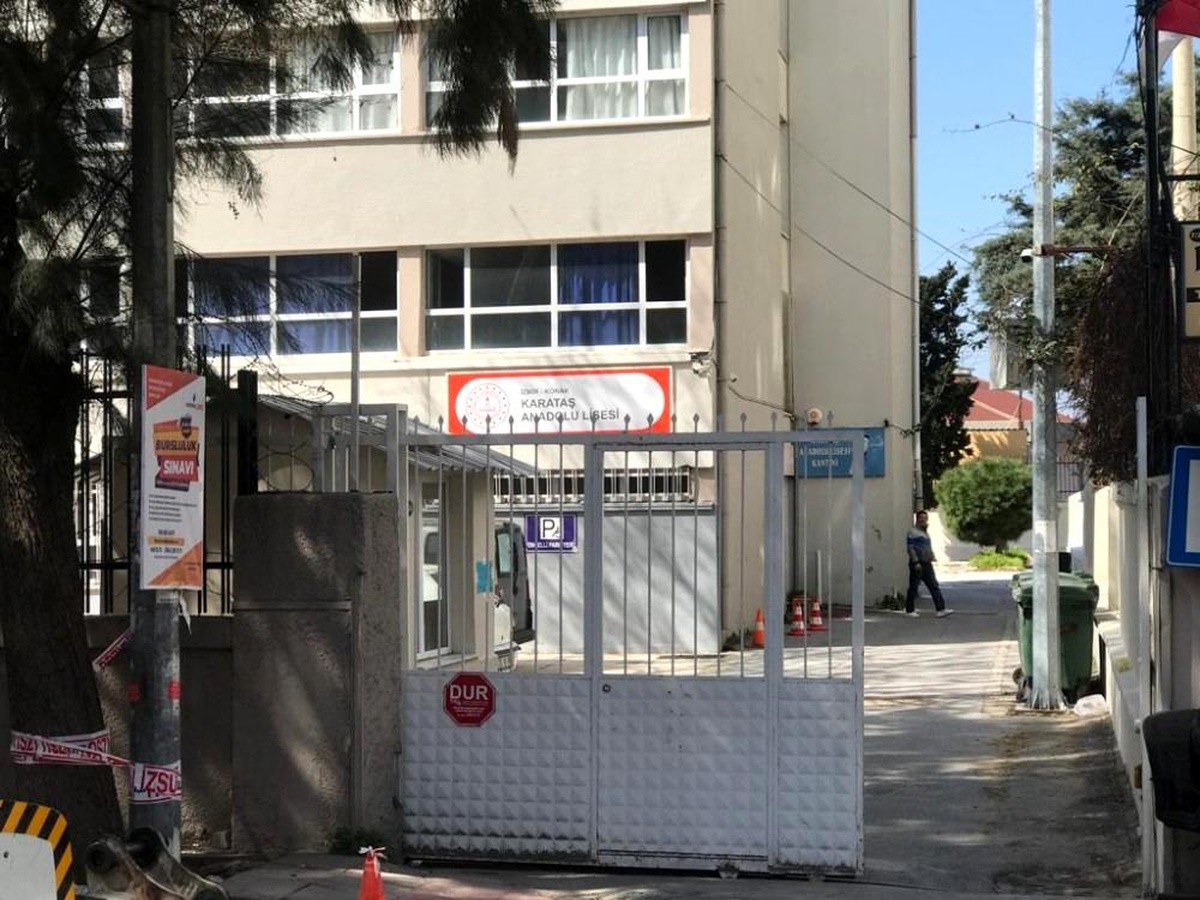Son dakika haber: Yeni atandığı okulun ilk gününde kalp krizi geçiren öğretmen hayatını kaybetti