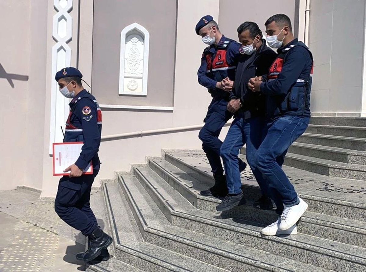 Son dakika 3. sayfa: 14 yıl hapis kararı bulunan şüpheli yakalandı