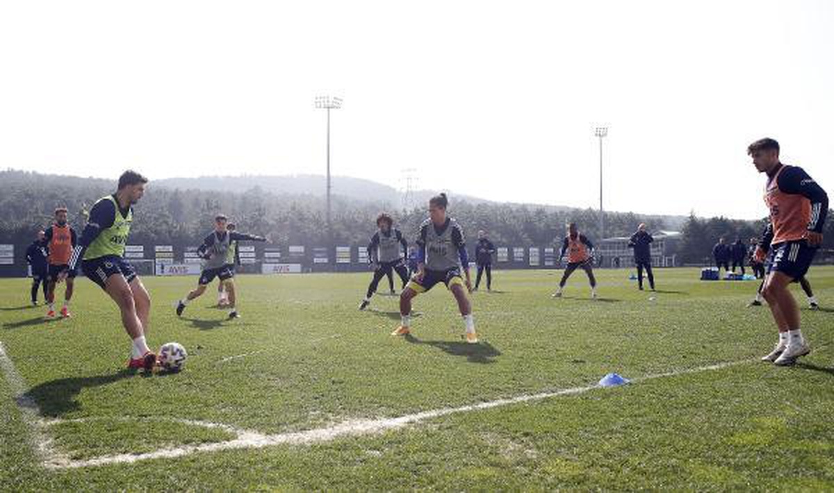 Fenerbahçe\'de Gençlerbirliği maçı hazırlıkları başladı