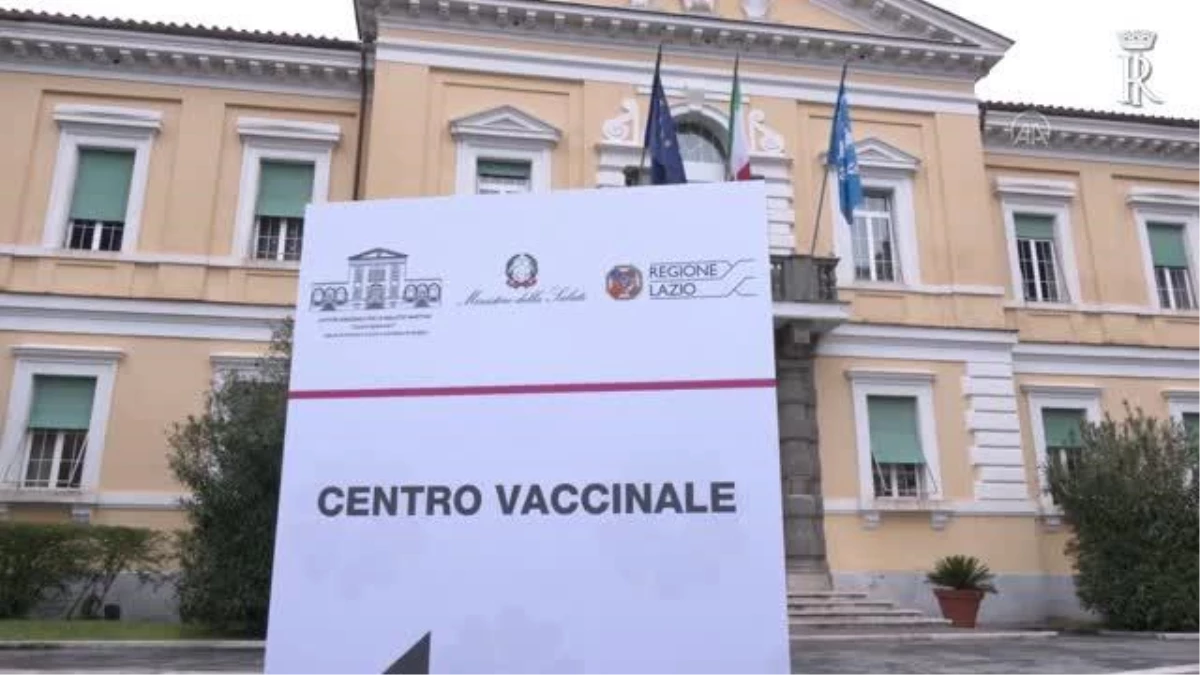 İtalya\'da Cumhurbaşkanı Mattarella Kovid-19 aşısı yaptırdı