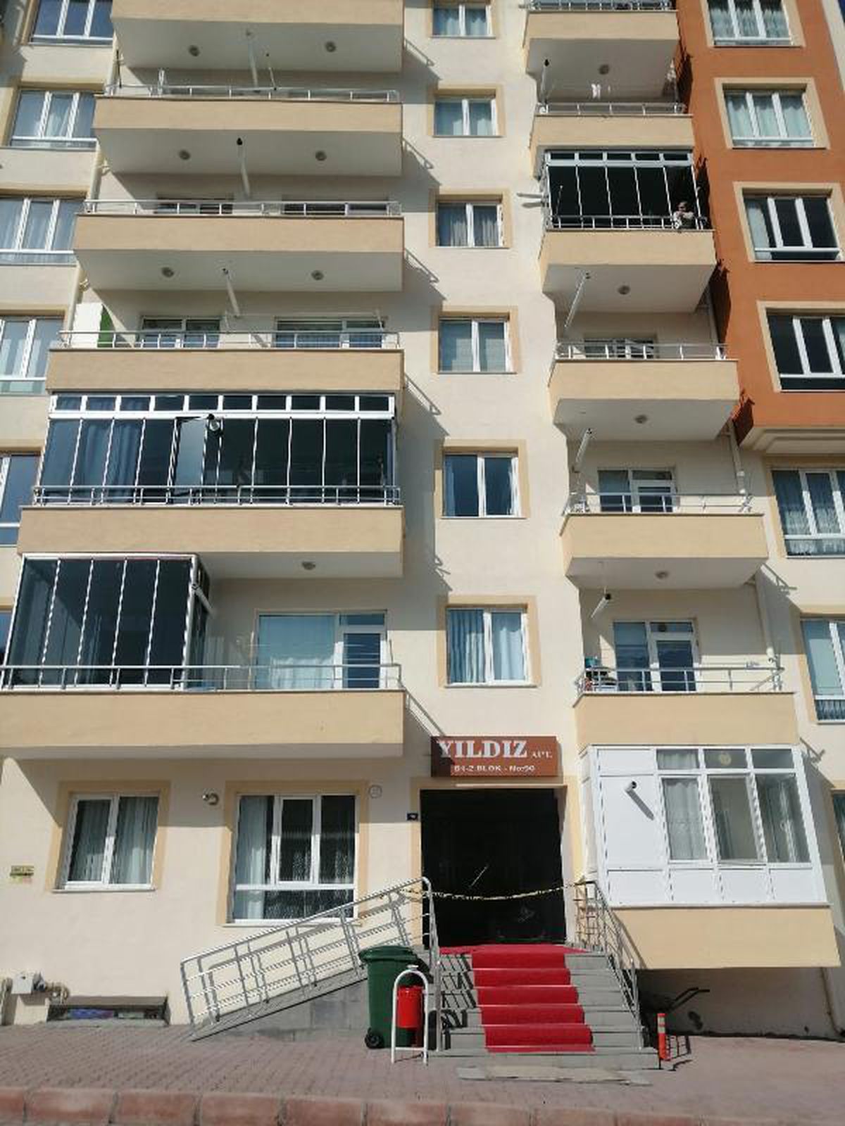 Son dakika haberi: Kayseri\'de 56 daireli apartmana koronavirüs karantinası