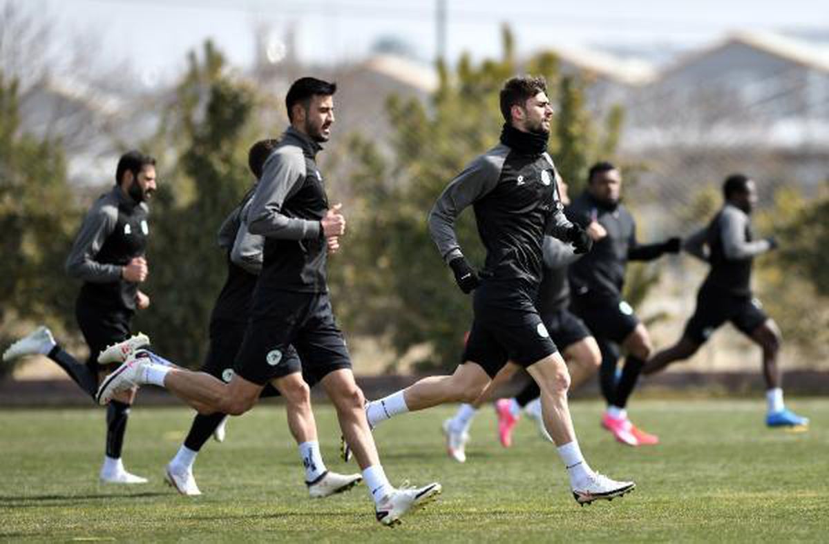 Konyaspor'da Anicic, Uludağ ve Yardımcı'nın sakatlığı sürüyor