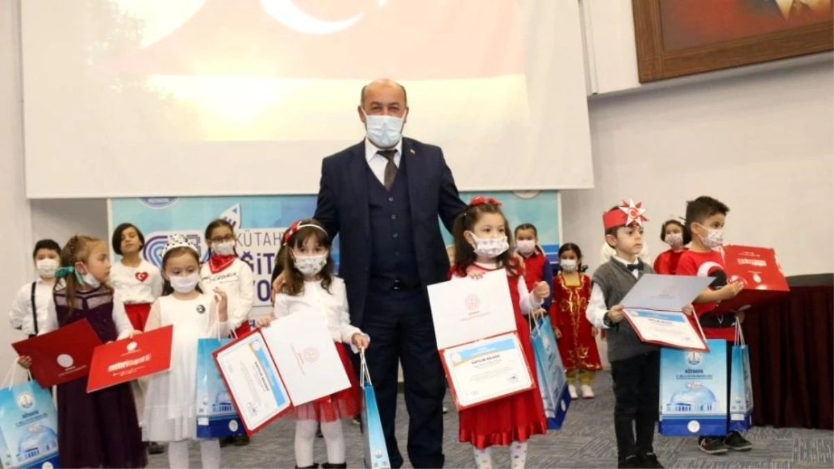 Kütahya\'da İstiklal Marşı\'nı ezberden okuma yarışması