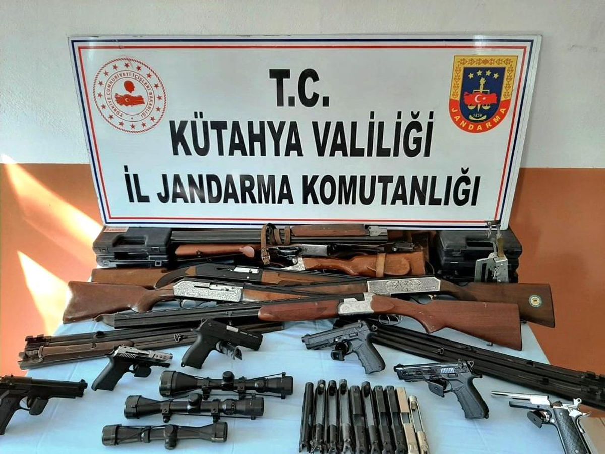 Kütahya\'da silah ve mühimmat kaçakçılığı: 1 gözaltı
