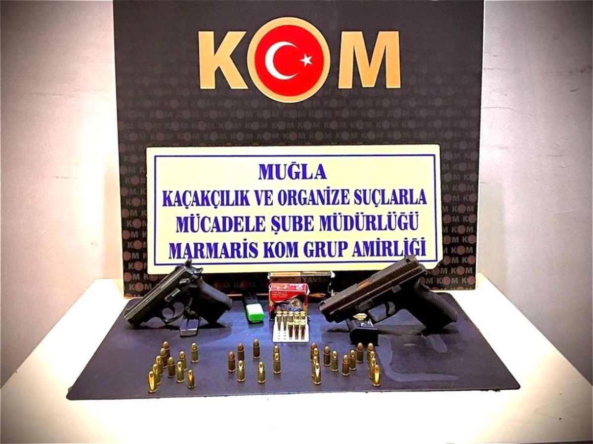 Son dakika 3. sayfa: Marmaris\'te ruhsatsız silah ve mermiler yakalandı