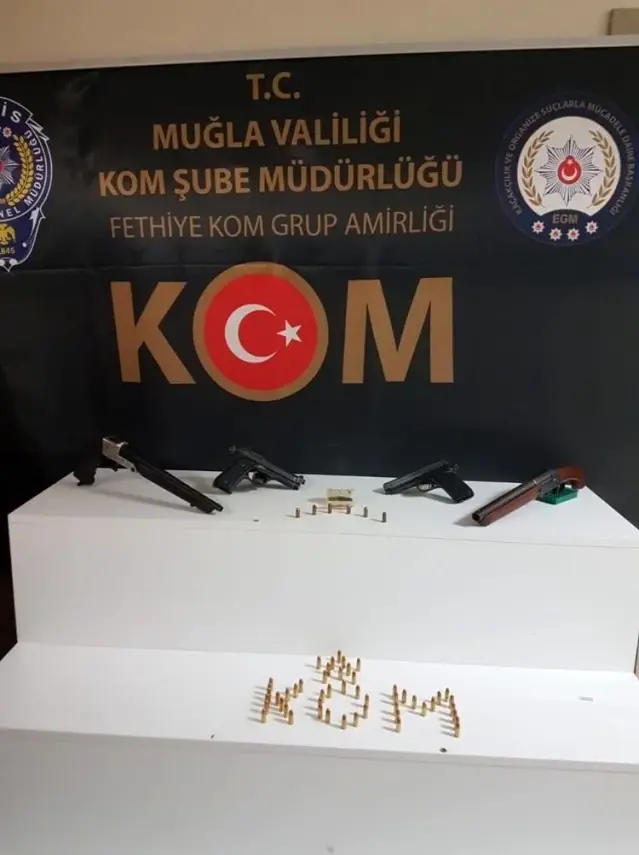 Yasa dışı silah bulunduran 5 kişi hakkında işlem yapıldı