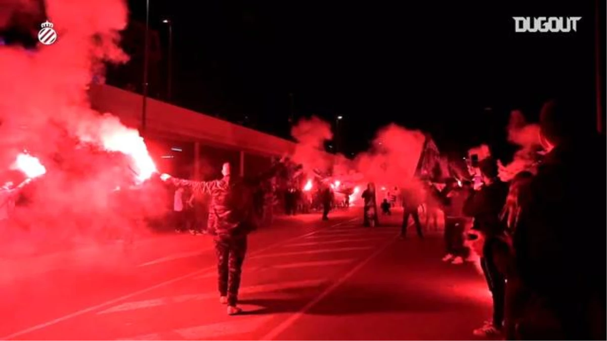 RCD Espanyol Taraftarlarından Görkemli Karşılama