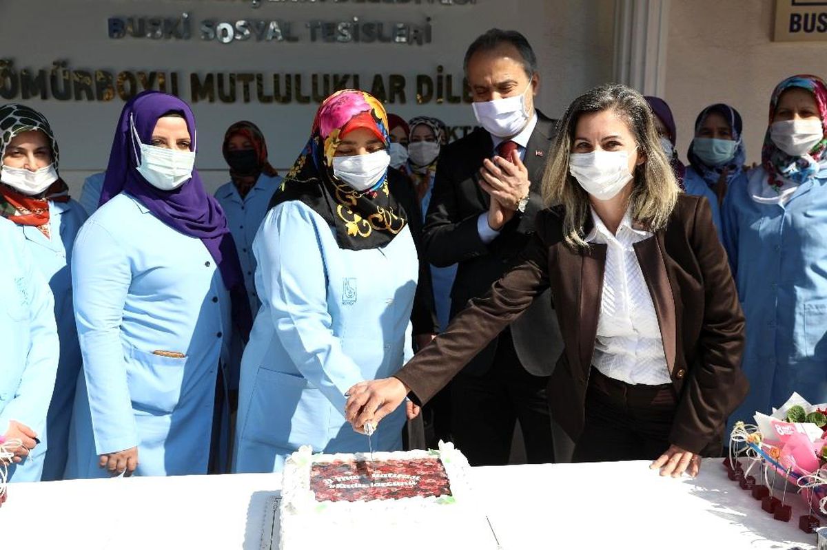 Toplum kadınlarla şekilleniyor