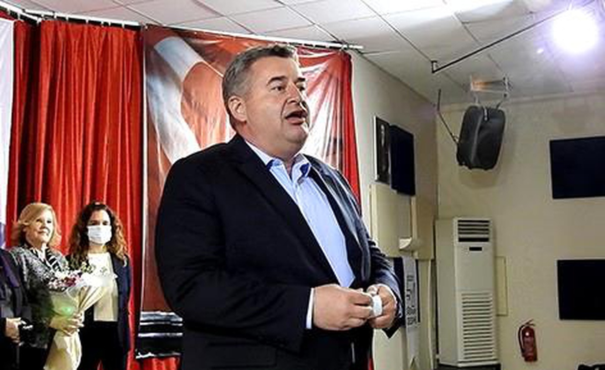 Ekrem Oran\' dan : "Dikkat edelim, Çeşmemiz turizmden geçiniyor." uyarısı
