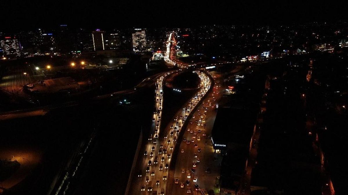 Acemler Kavşağı\'ndaki tüp geçit ve şerit genişletme çalışmaları trafiği rahatlatacak