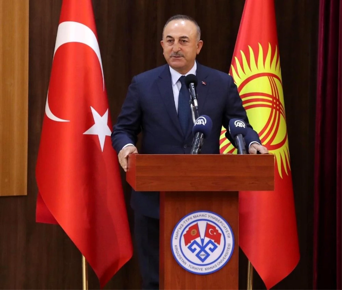 Bakan Çavuşoğlu: "FETÖ gibi akla ziyan, zararlı akımlara karşı uyanık olun"