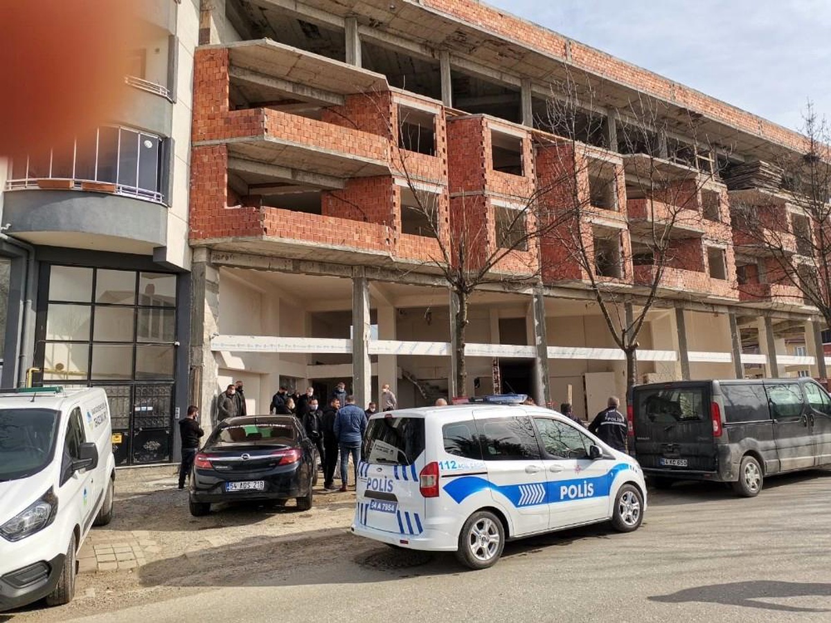 Çalıştığı inşaatın asansör boşluğuna düşerek hayatını kaybetti