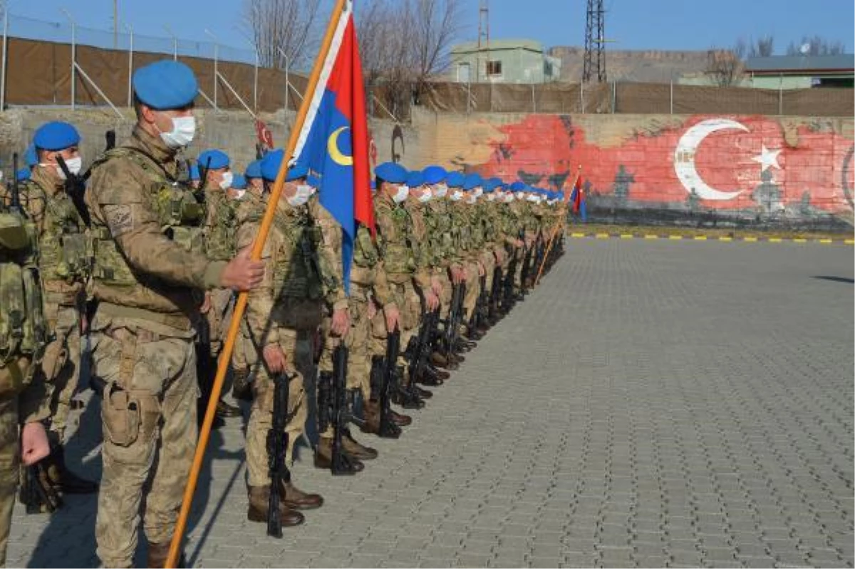 Elazığ\'da, 215 asker Afrin\'e dualarla uğurlandı
