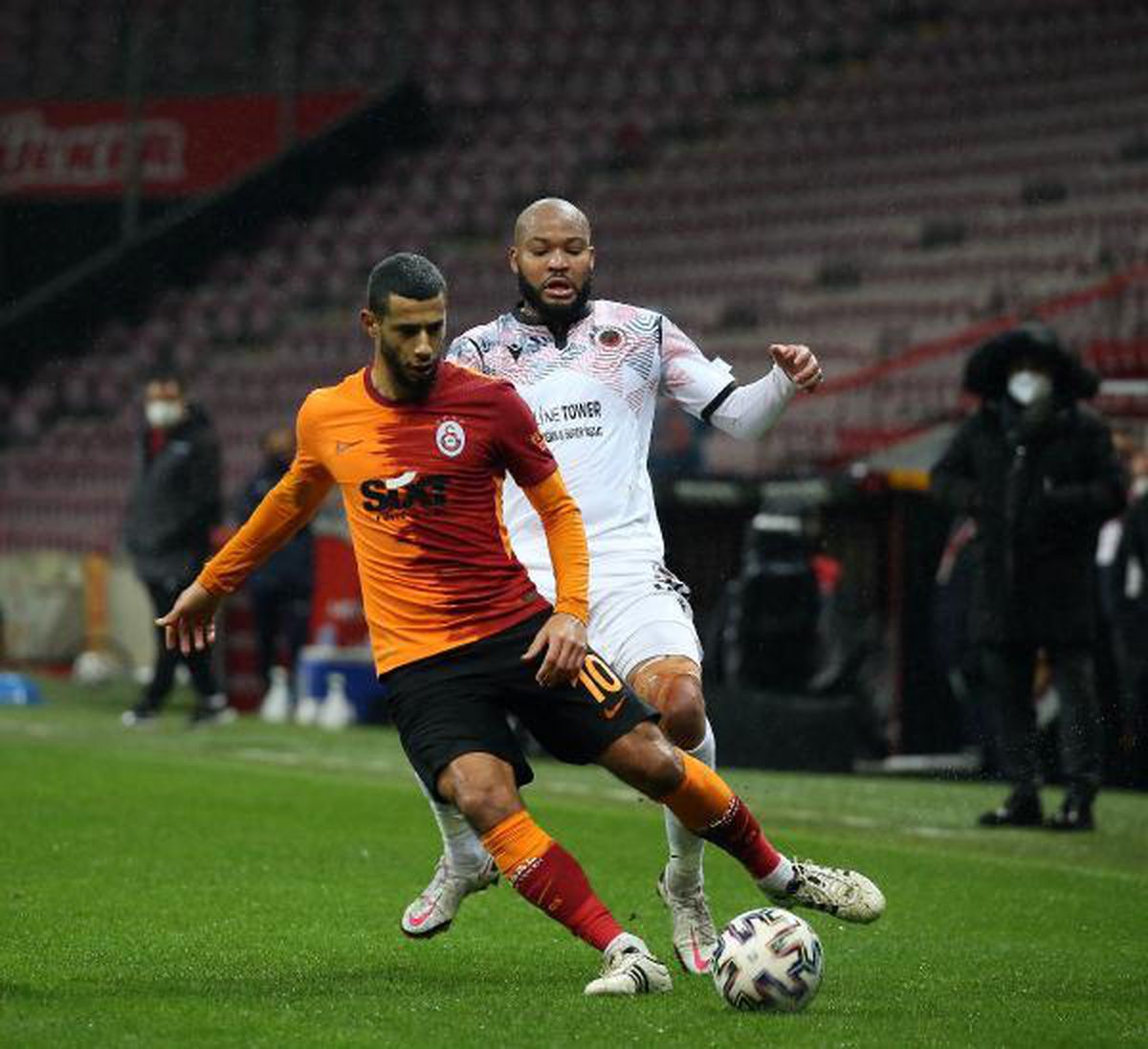 Galatasaray\'da yönetimin sabrını taşıran Belhanda olayının perde arkası