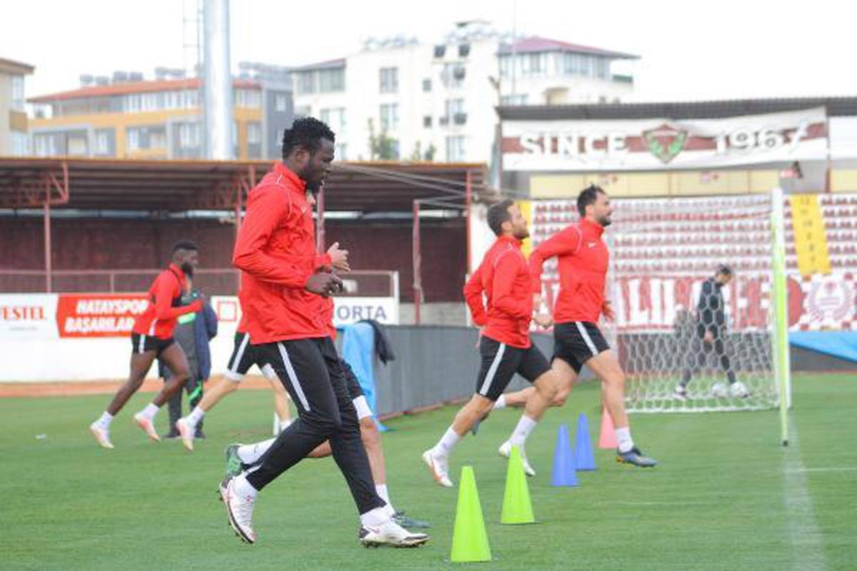 Hatayspor\'da Çaykur Rizespor maçı hazırlıkları sürüyor